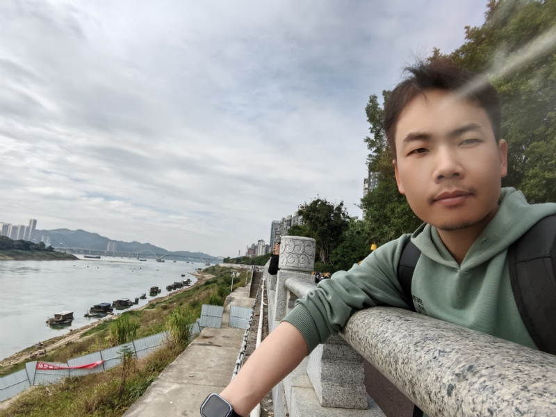 向往爱情的第三张照片--拉萨闪婚服务中心